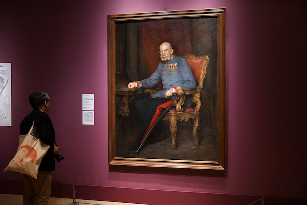ヴィクトール・シュタウファー《オーストリア・ハンガリー二重帝国皇帝フランツ・ヨーゼフ1世の肖像》 1916年頃　ウィーン美術史美術館