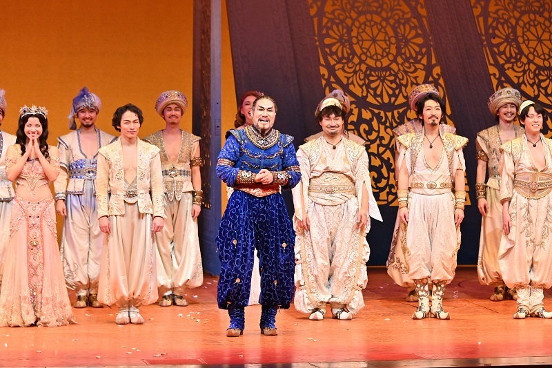 ディズニーミュージカル『アラジン』 　　　　　　(C)Disney