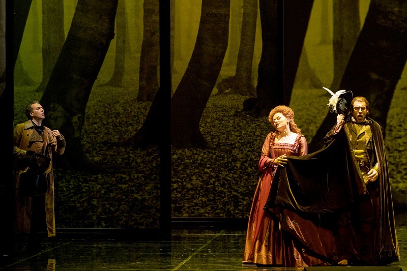 新国立劇場「ドン・ジョヴァンニ」より　撮影：堀田力丸