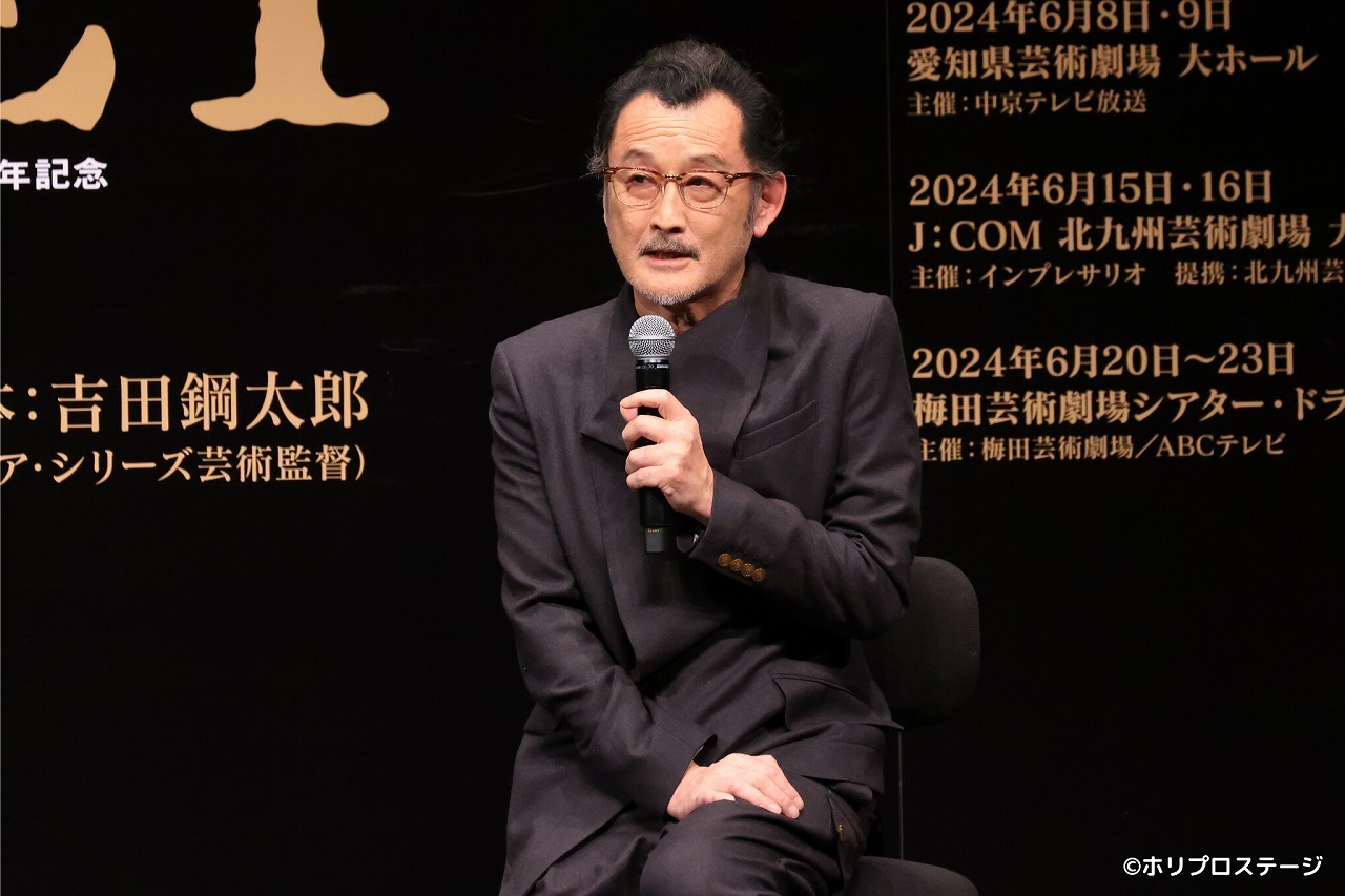 演出／クローディアス役：吉田鋼太郎
