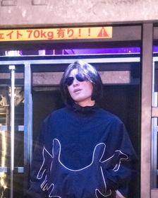 星野源の盟友・ニセ明、シングル「Fake」でメジャーデビュー　MVの公開も決定