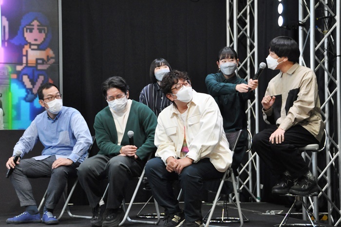 （下段左から）上田誠、角田貴志、諏訪雅。（上段左から）西村直子、藤谷理子、本多力。