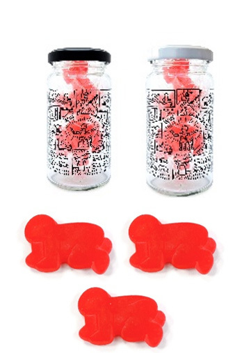 グミ 各972円 (c) Keith Haring Foundation. Licensed by Artestar, New York.