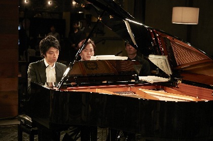 ピアノソロ奏者の米津真浩＆小瀧俊治がガチンコ連弾　パワフルかつ繊細なタッチに会場を圧倒