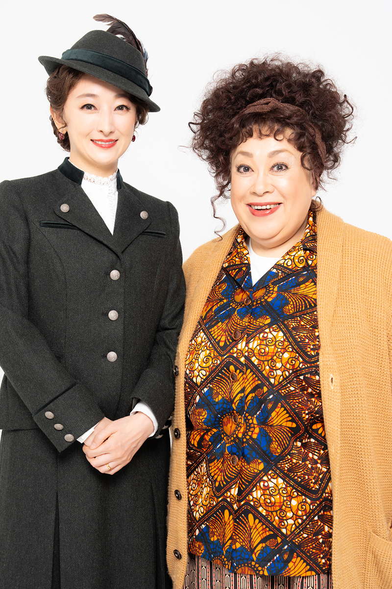 （左から）花總まり、森公美子