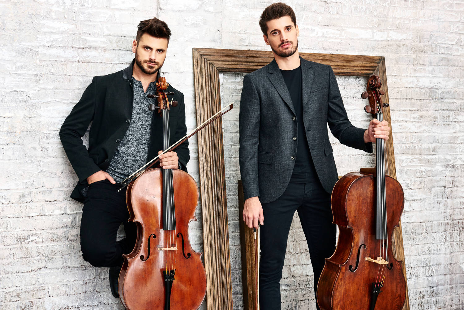 2CELLOS