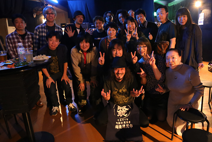 居酒屋ROUNDABOUT3周年記念ライブ「CANDYTREE GARDEN」出演者＆関係者 （撮影：飯盛大）