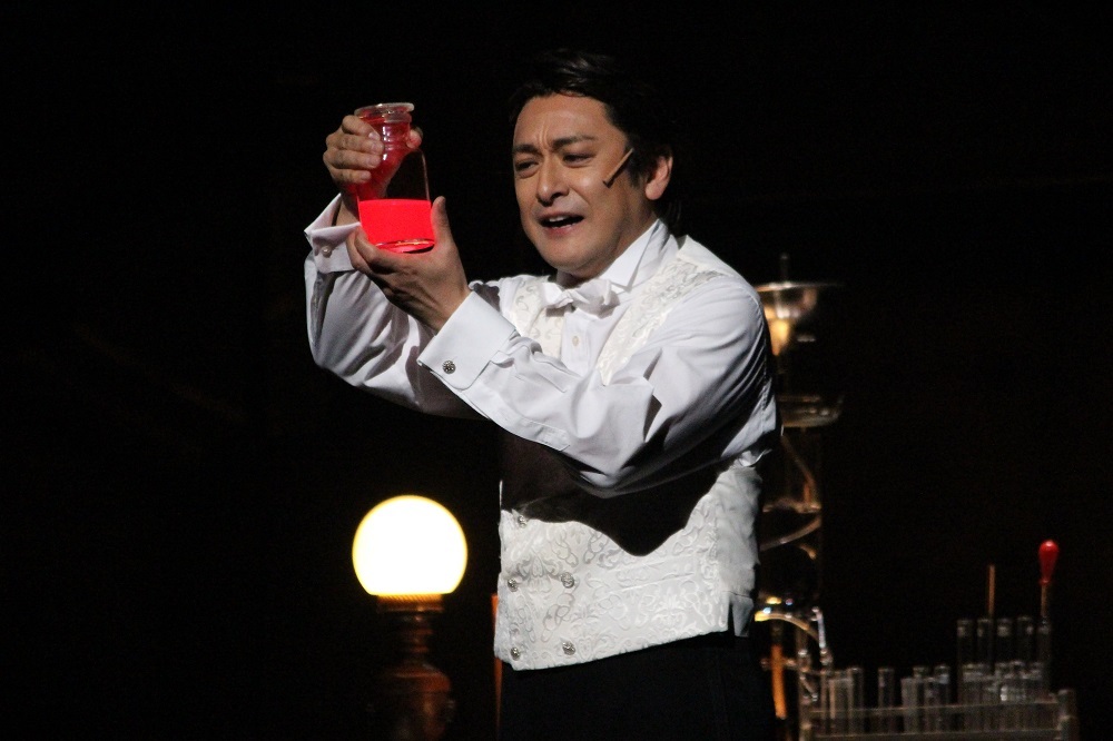 石丸幹二