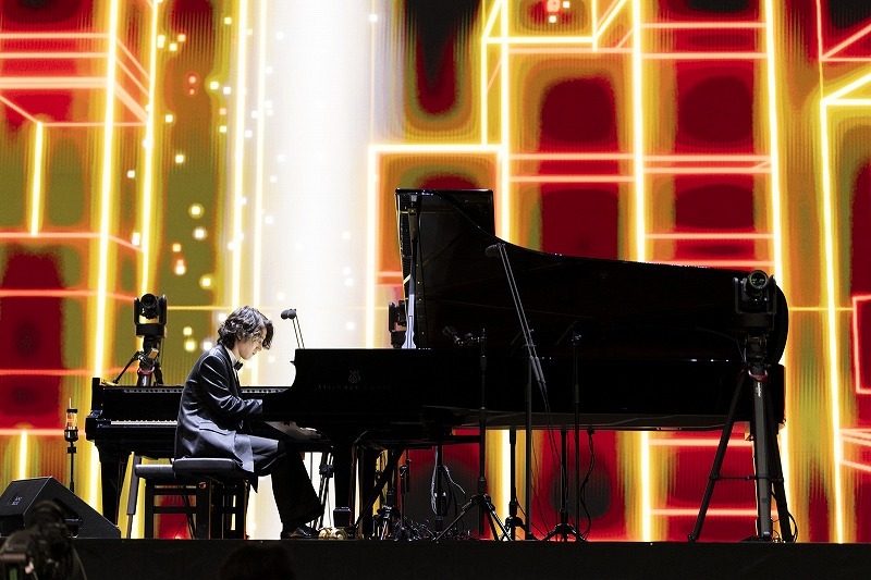 「角野隼斗 ピアノリサイタル “Klassik Arena” supported by ロート製薬」(C)Ryuya Amao
