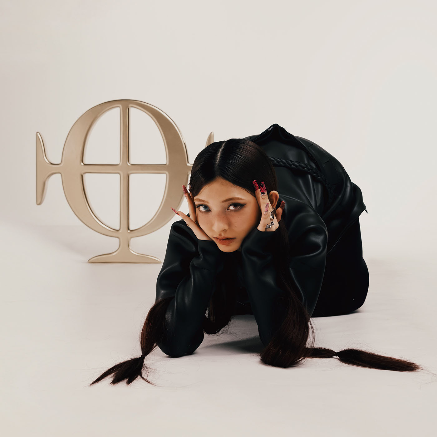 『sweetest, me (Deluxe Edition)』ジャケット