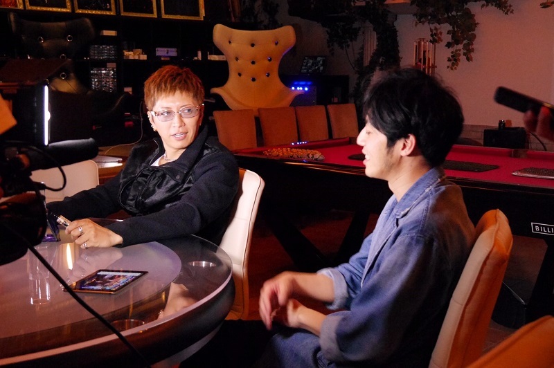 GACKT、キングコング西野亮廣