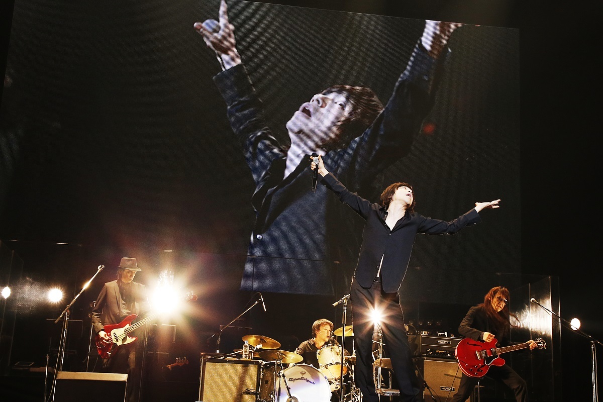 「俺達も最高だけど、みんなも最高だぜ」エレファントカシマシの新たなスタートラインとなった30周年・大阪城ホール公演 | OKMusic