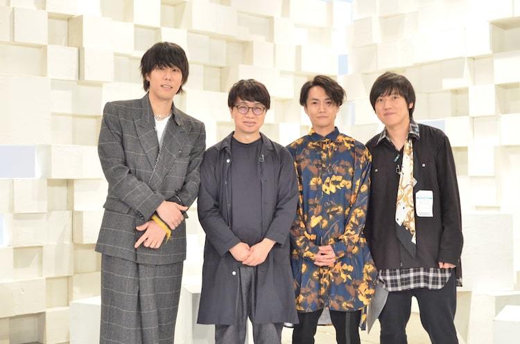 左から野田洋次郎、新海誠、武田祐介、桑原彰。(c)NHK