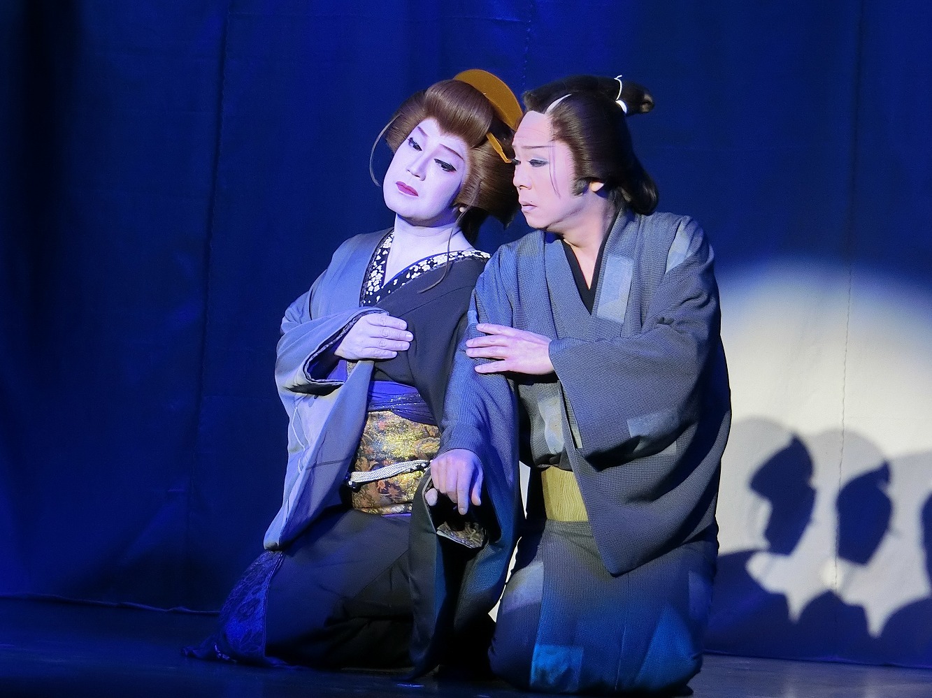 左・沢田さん　右・椿裕二(つばき・ゆうじ)座長(劇団大川)