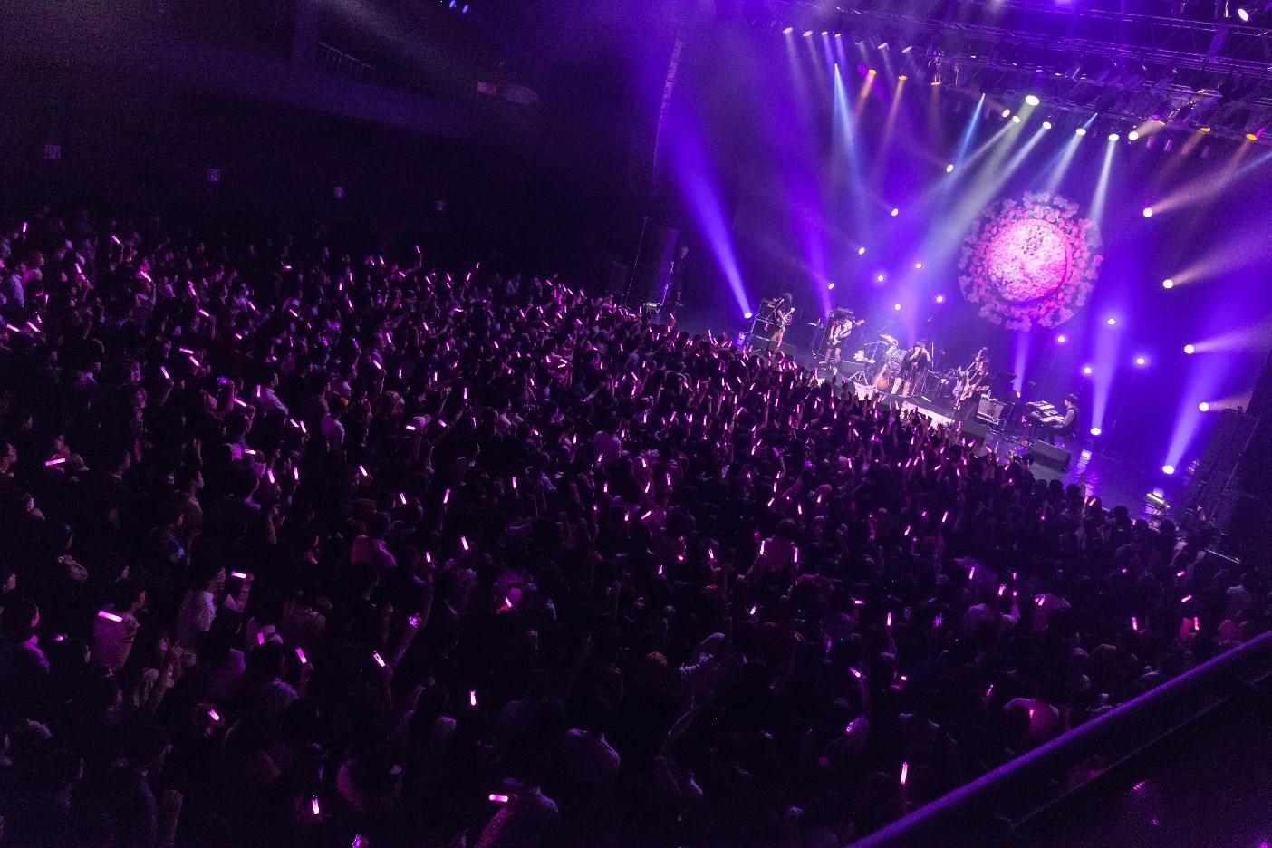 大森靖子『TOKYO BLACK HOLE TOUR』 撮影：Masayo