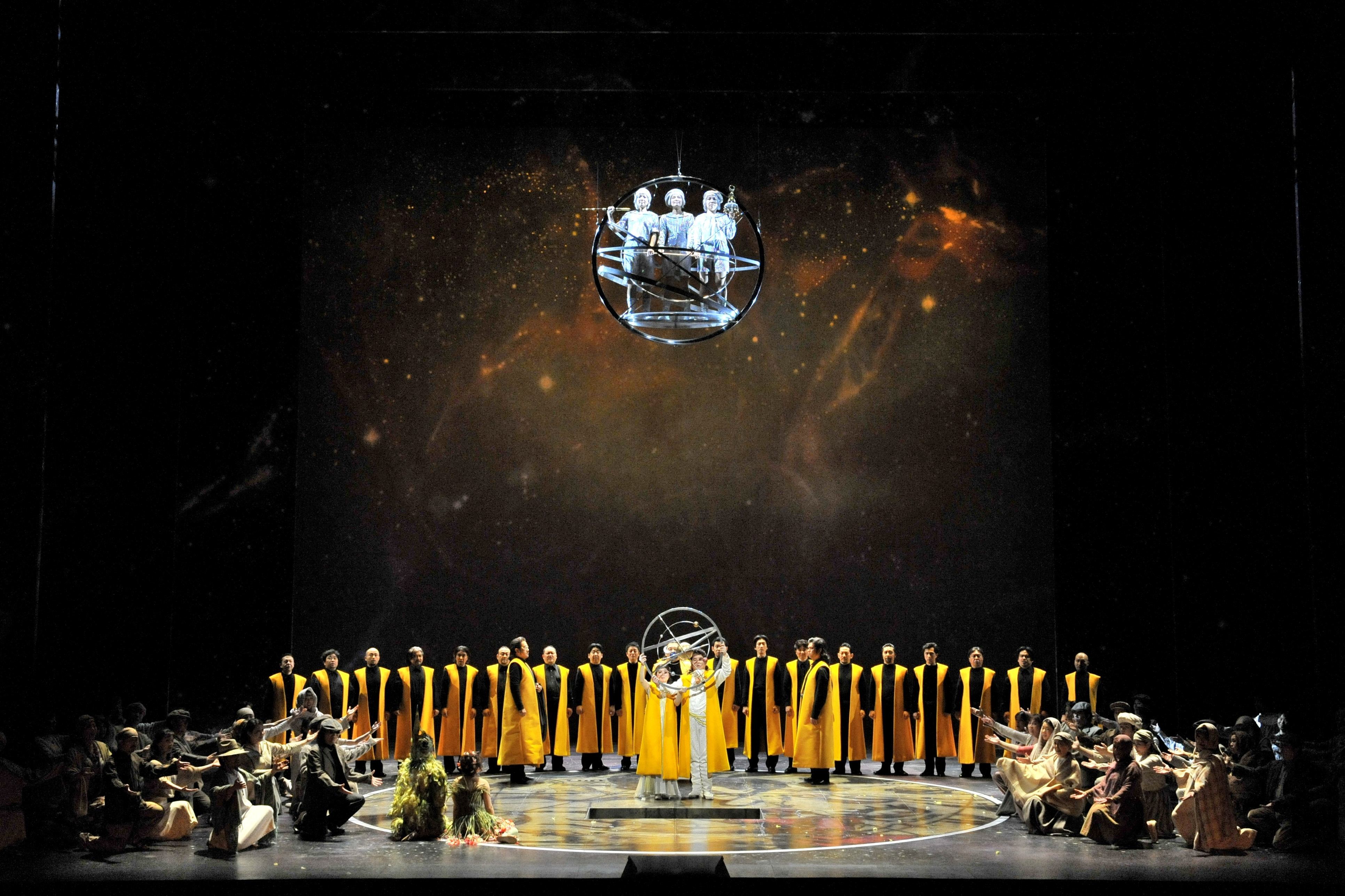 新国立劇場「魔笛」の幻想的なクライマックス（2013年公演より）