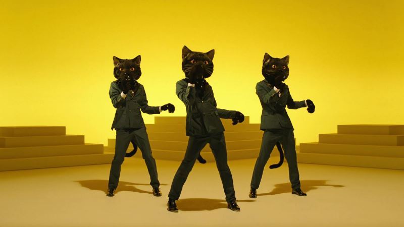 NEKO FUNJATTA | Dancing Black Cats