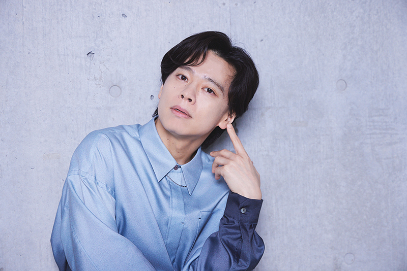 中川晃教