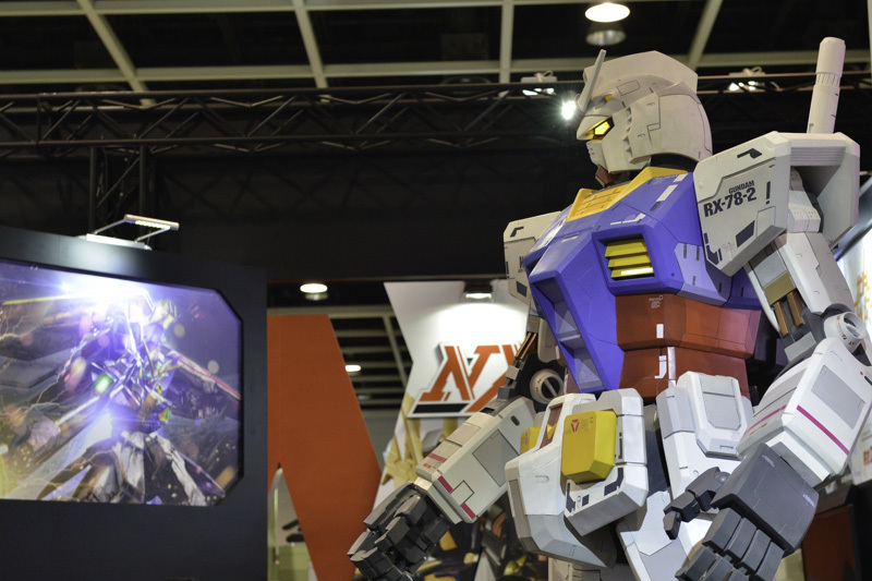 ３メートルほどある「RX-78-2」の展示