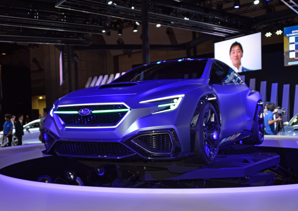 水平対向エンジン＋AWD＋アイサイト搭載の新スポーティセダン、VIZIVを世界初展示したスバル