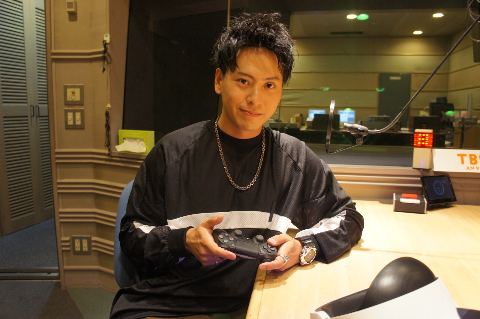 山下健二郎
