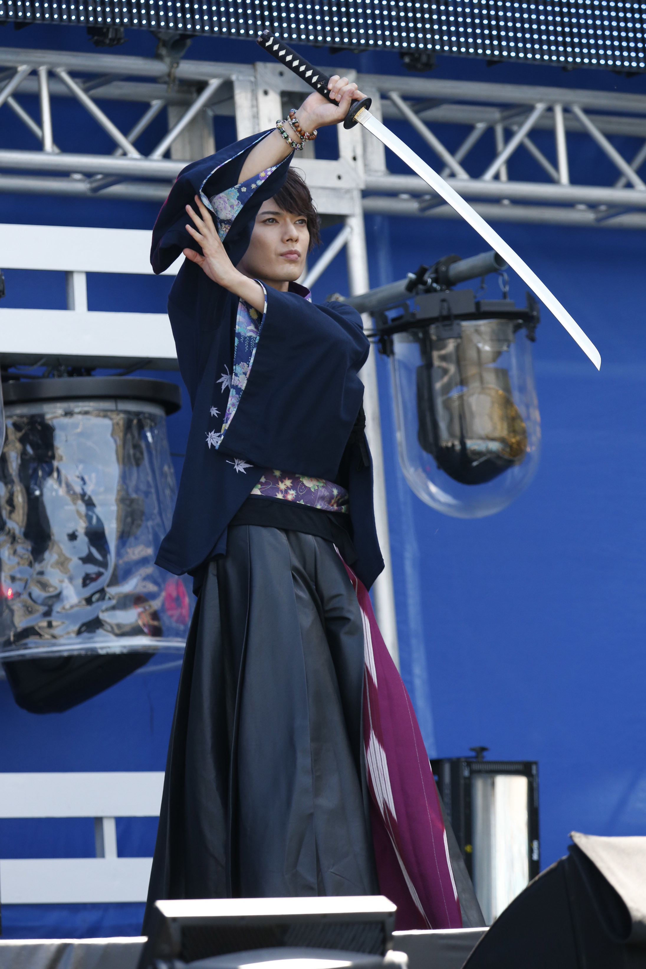 崎山つばさ