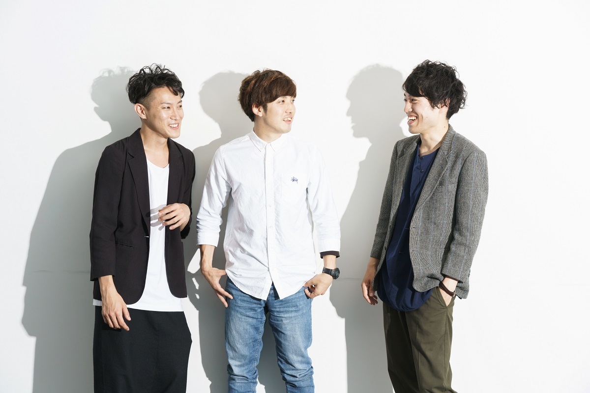 テスラは泣かない。・村上学、吉牟田直和 / 長島涼平（the telephones / フレンズ / FINAL FRASH） 撮影＝菊池貴裕