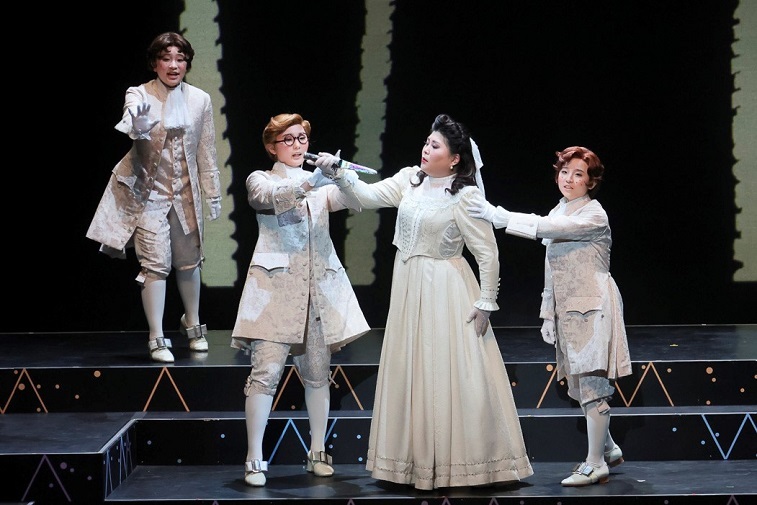 オペラへの招待　歌劇「魔笛」　船越亜弥（パミーナ）と3人の童子