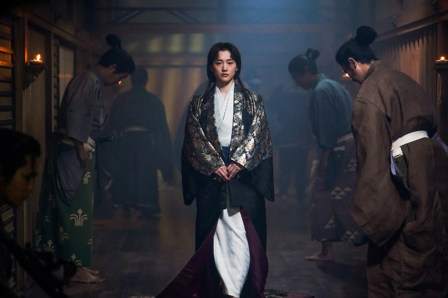 綾瀬はるか　映画『レジェンド＆バタフライ』より （C）2023「THE LEGEND & BUTTERFLY」製作委員会