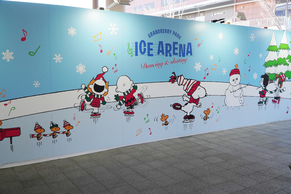 スヌーピーのアイスアリーナ (C) 2022 Peanuts Worldwide LLC