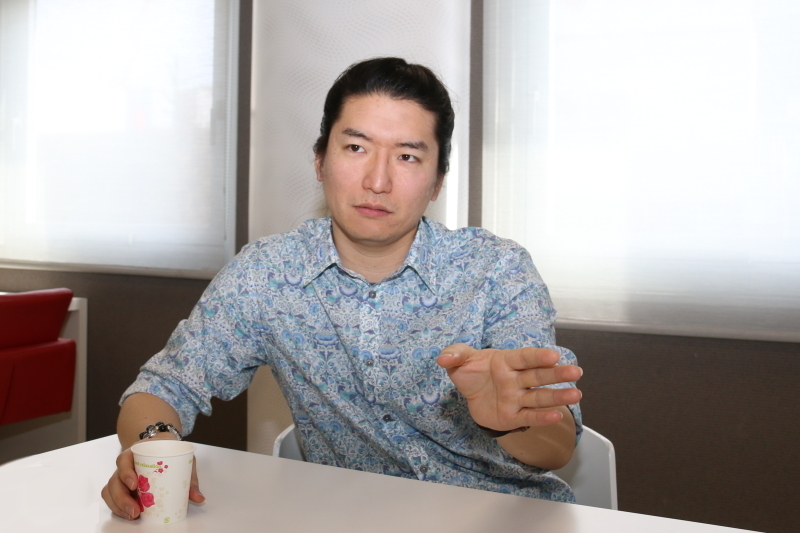 市川洋二郎