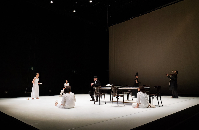 第七劇場『かもめ』　2020年「三重県文化会館」公演より　　©松原豊