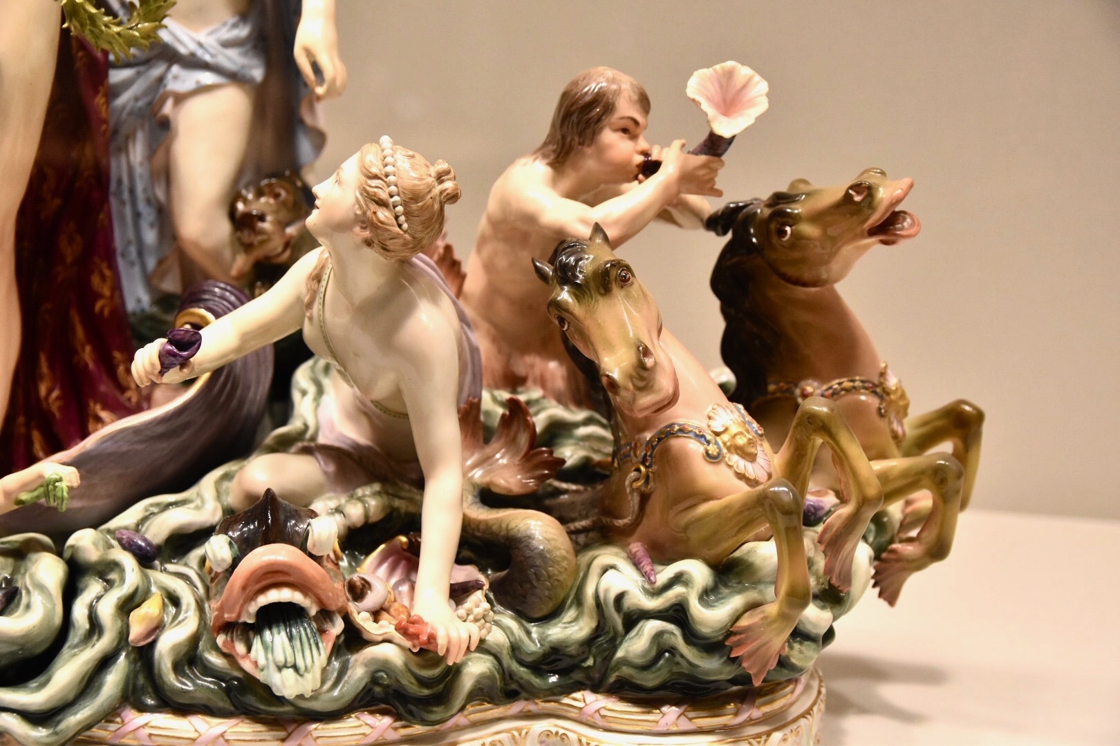 《神話人物群像「ヒッポカンポスの引く凱旋車に乗るネプトゥヌス」》（部分）