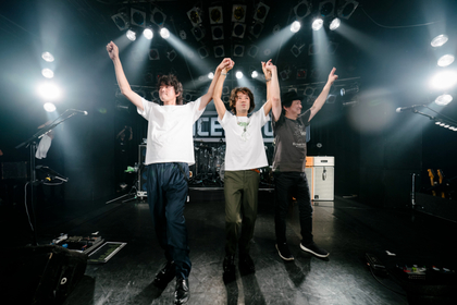 TRICERATOPSの2ndアルバム再現ツアーがスタート　東京公演ソールドアウトを受けた大晦日追加公演の開催が決定