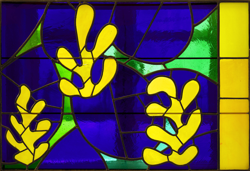 アンリ・マティス《ステンドグラス、「生命の木」のための習作》1950年 ステンドグラス 62.3×91.5×2cm ニース市マティス美術館蔵 (C)Succession H. Matisse Photo: François Fernandez