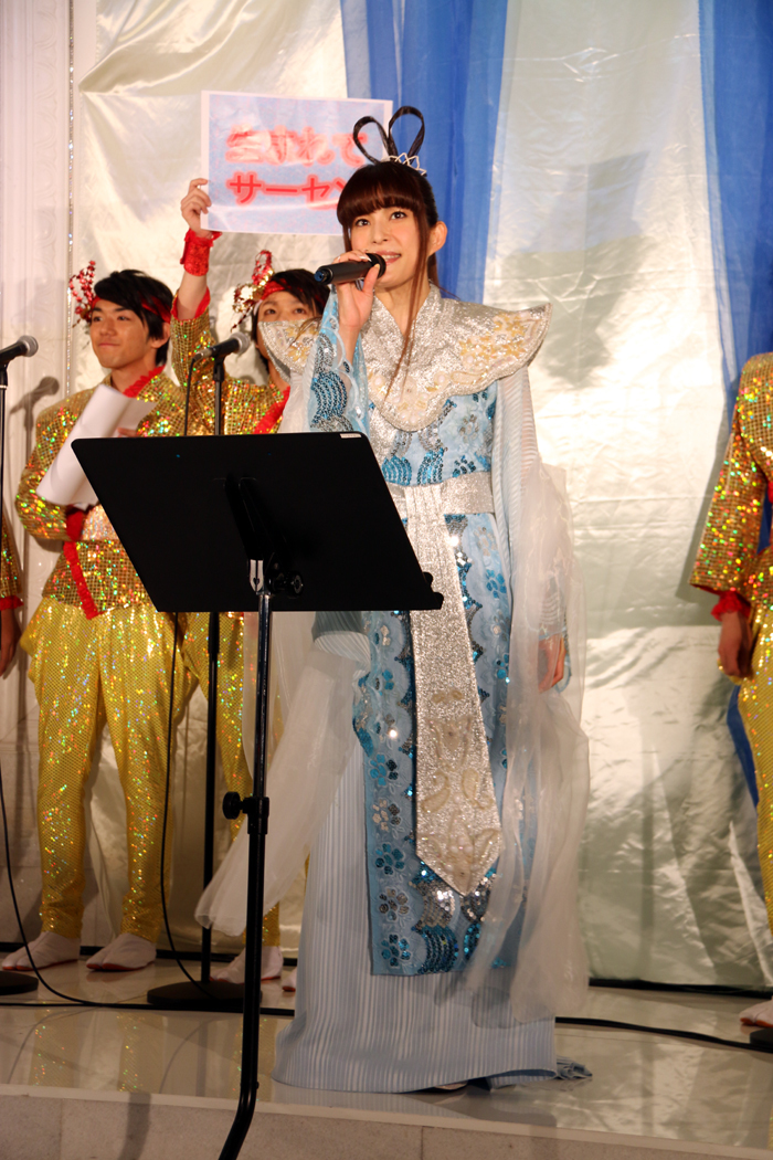 上原多香子