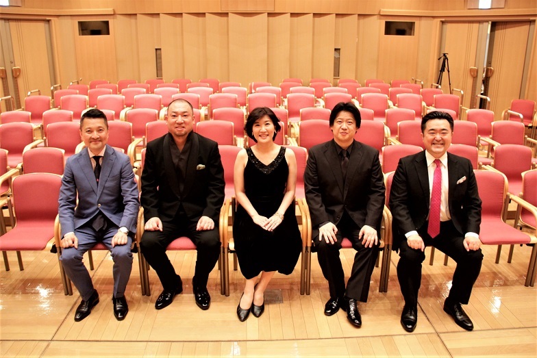 左から朝岡聡(フリーアナウンサー）、伊藤貴之、老田裕子、青山貴、園田隆一郎