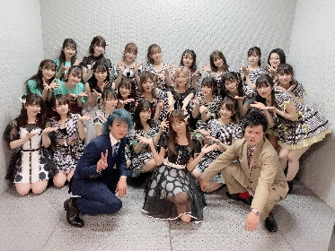 鈴木亜美、“AKB48のセンター”で「フライングゲット」「ヘビーローテーション」を披露