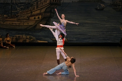 貞松・浜田バレエ団、世界中で何度も改定再演される不朽の名作『海賊』を上演