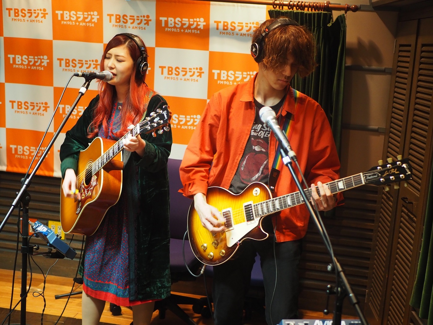 GLIM SPANKY