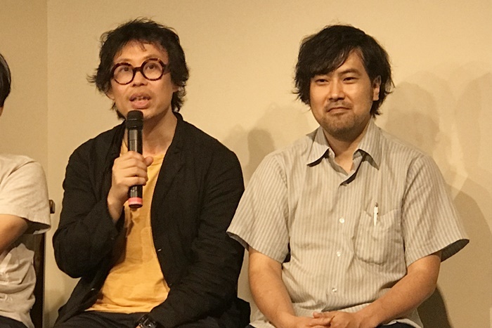 （左から）岡田利規、金氏徹平。 ［撮影］吉永美和子