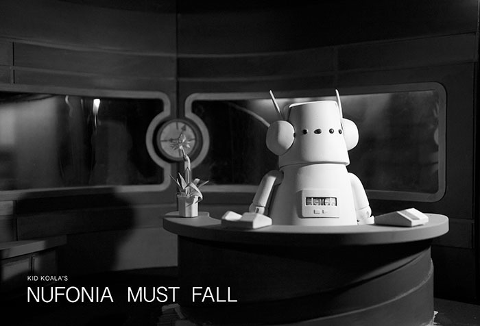 『NUFONIA MUST FALL』