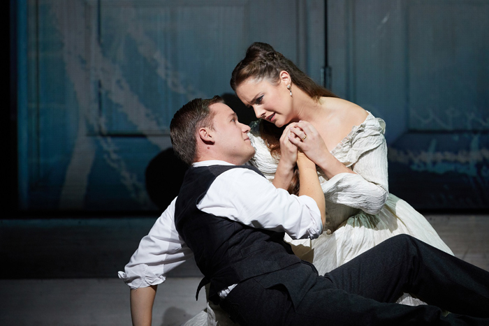 Leon Kosavic as Masetto and Louise Alder as Zerlina in Don Giovanni  (C) ROH 2019 Photographed by Mark Douet
