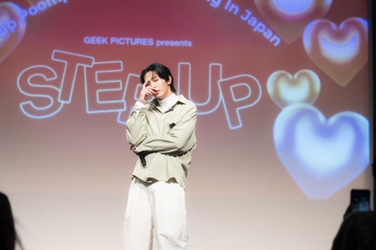 優しさと聡明さに溢れたタイ俳優アップ・プーンパット、2度目の単独来日公演『STEP UP』レポート