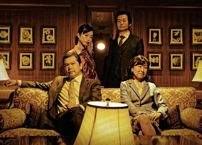 T-works#4『THE Negotiation：Returns』キャスト。（右下から時計回りに）山崎和佳奈、三上市朗、丹下真寿美、森下亮。