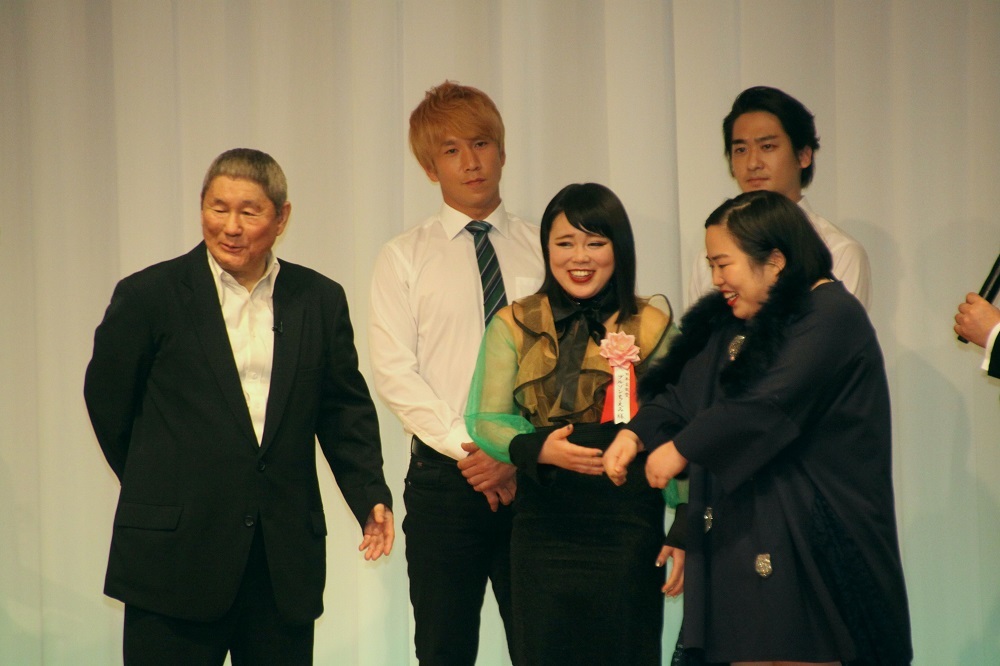 日本芸能賞を受賞したブルゾンちえみ、ゆりやんレトリィバァ