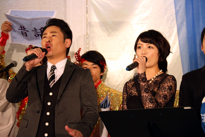 「ライオンの王が竜の王になりました」と語る坂元健児、森田涼花
