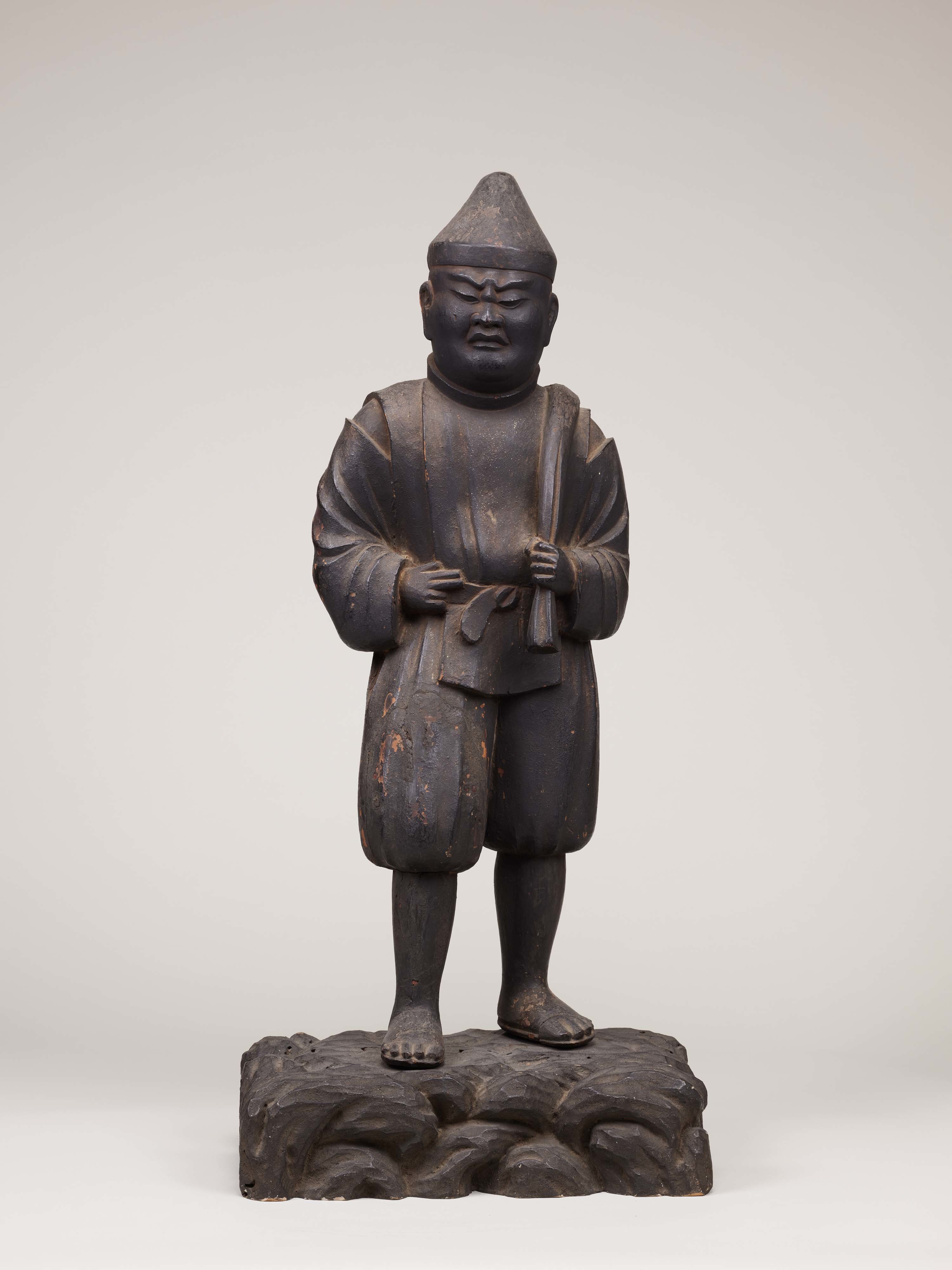 「大国主大神立像」 平安時代・12世紀 奈良・大神神社蔵