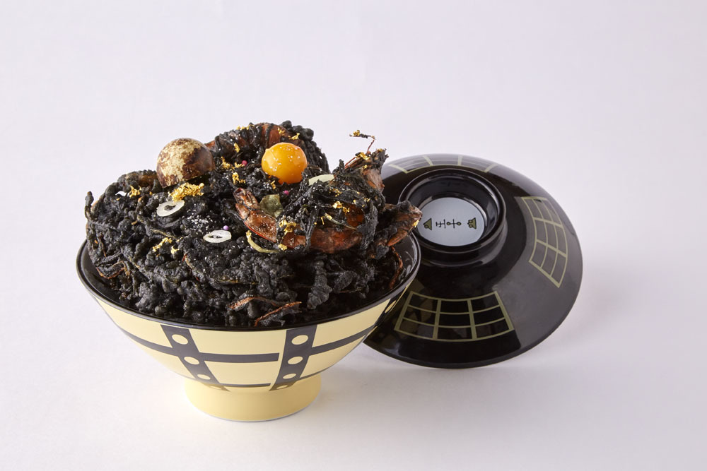 ブラックホールかきあげ丼