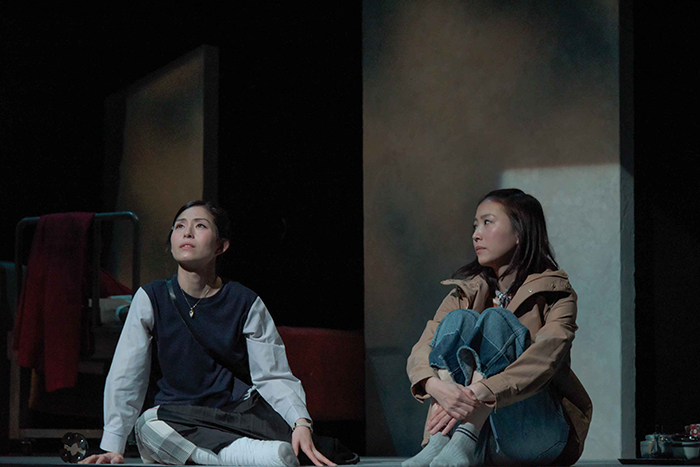 ベッド＆メイキングス 第6回公演『こそぎ落としの明け暮れ』 撮影：露木聡子